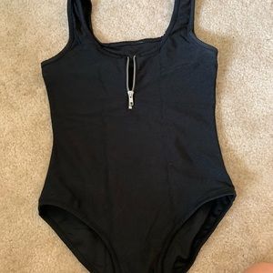 IHeartRaves Black Zip-up Bodysuit